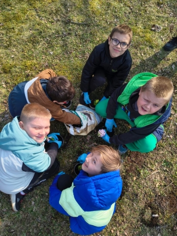 Wiosna w 3b! Sadzimy hiacynty! (7)