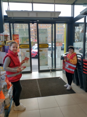 Zbiórka charytatywna Caritas (6)